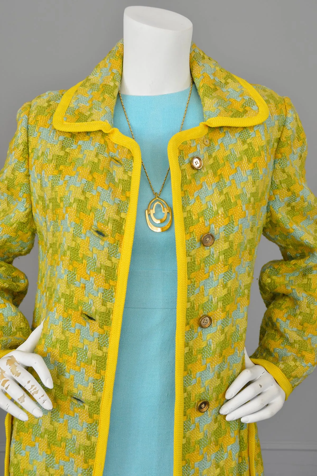 1970s Aqua, Gold, Olive Woven Puzzle Pieces Duster Coat