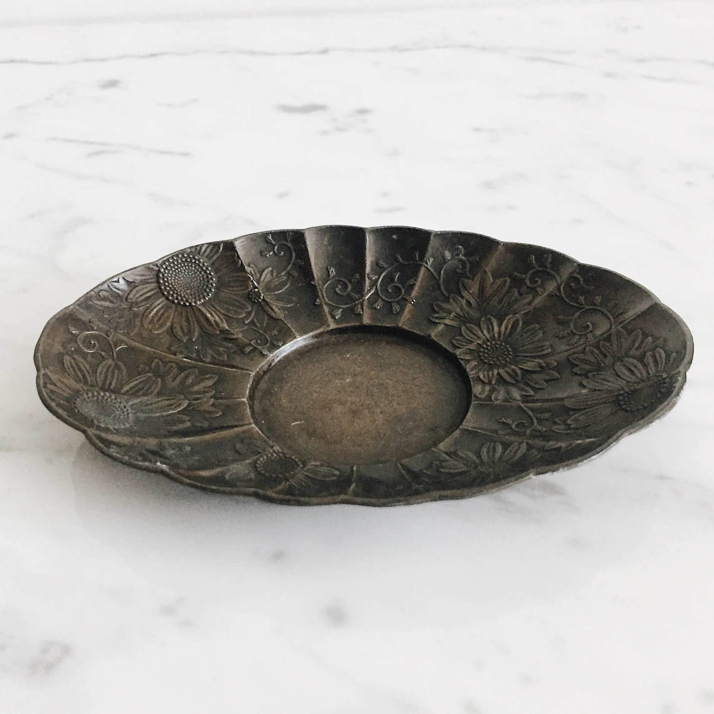 Antique Japanese Bronze Daisy Dish