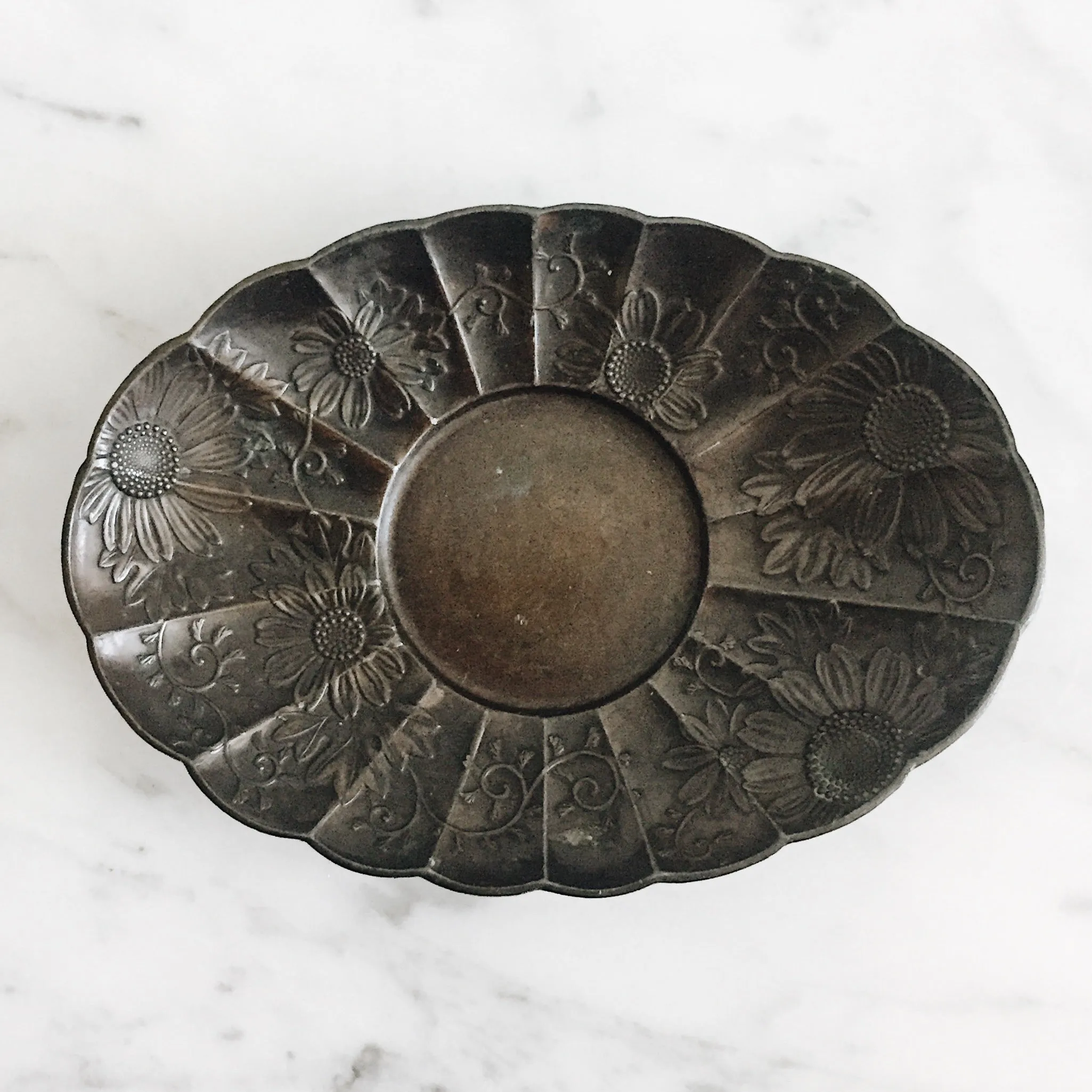 Antique Japanese Bronze Daisy Dish