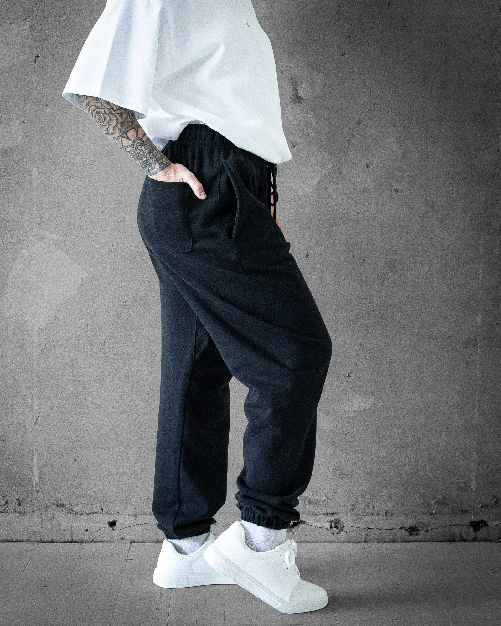 Bregos Pants | Black Women's Sweatpants