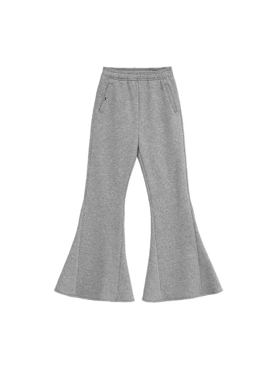 Kei Mid-High Waist Flared Sweatpants