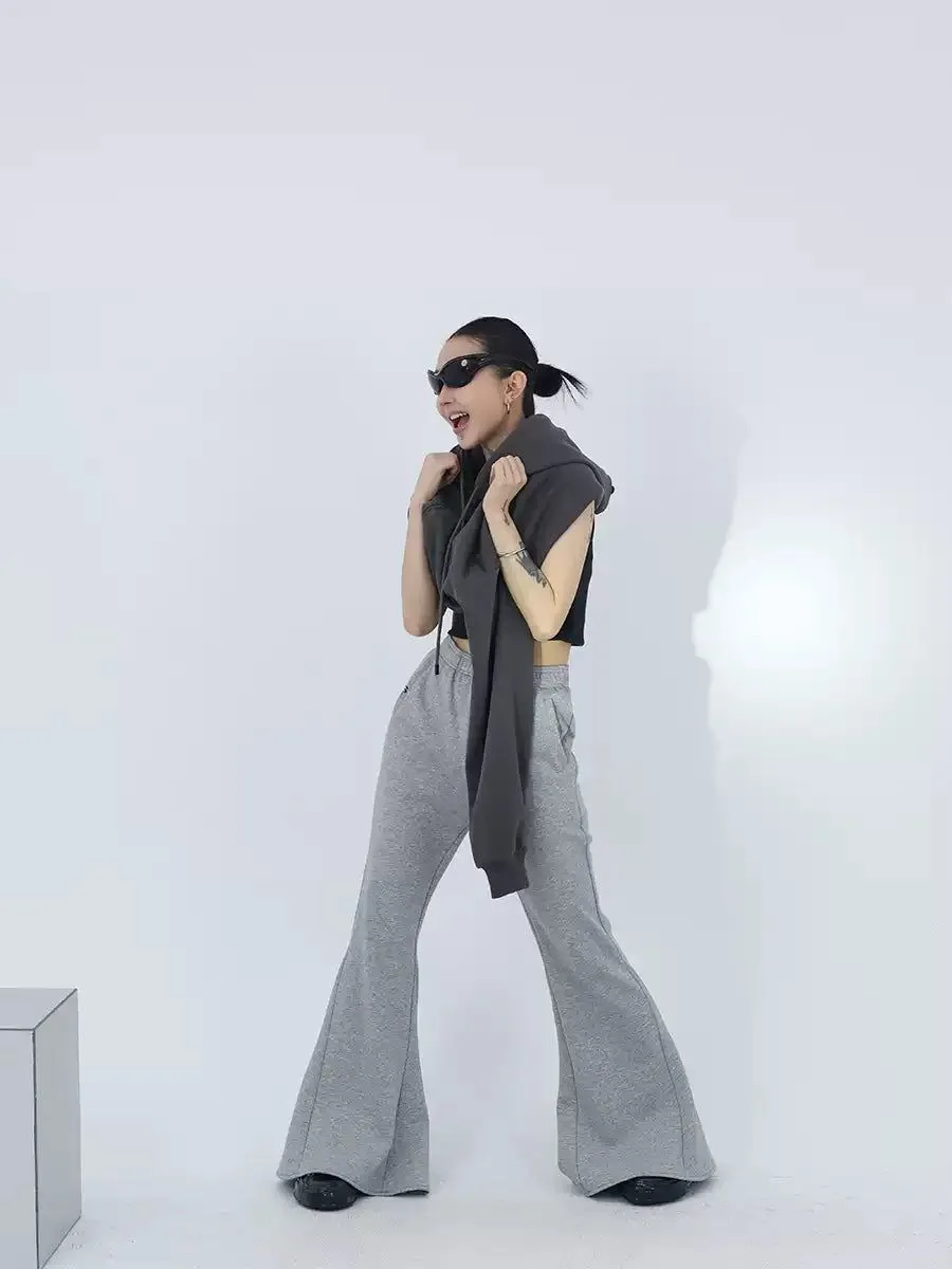 Kei Mid-High Waist Flared Sweatpants