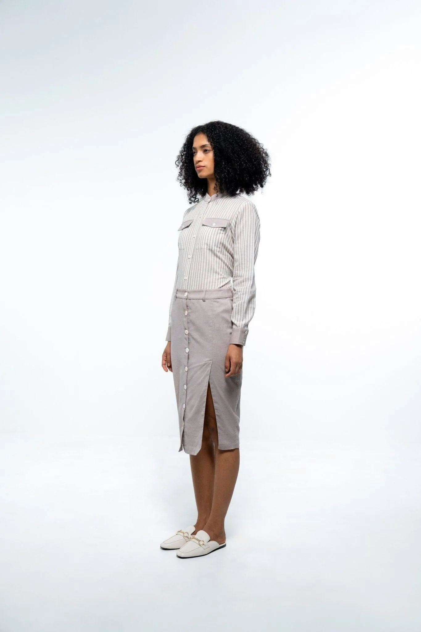 PENCIL SKIRT WITH BUTTON PLACKET AND SLIT