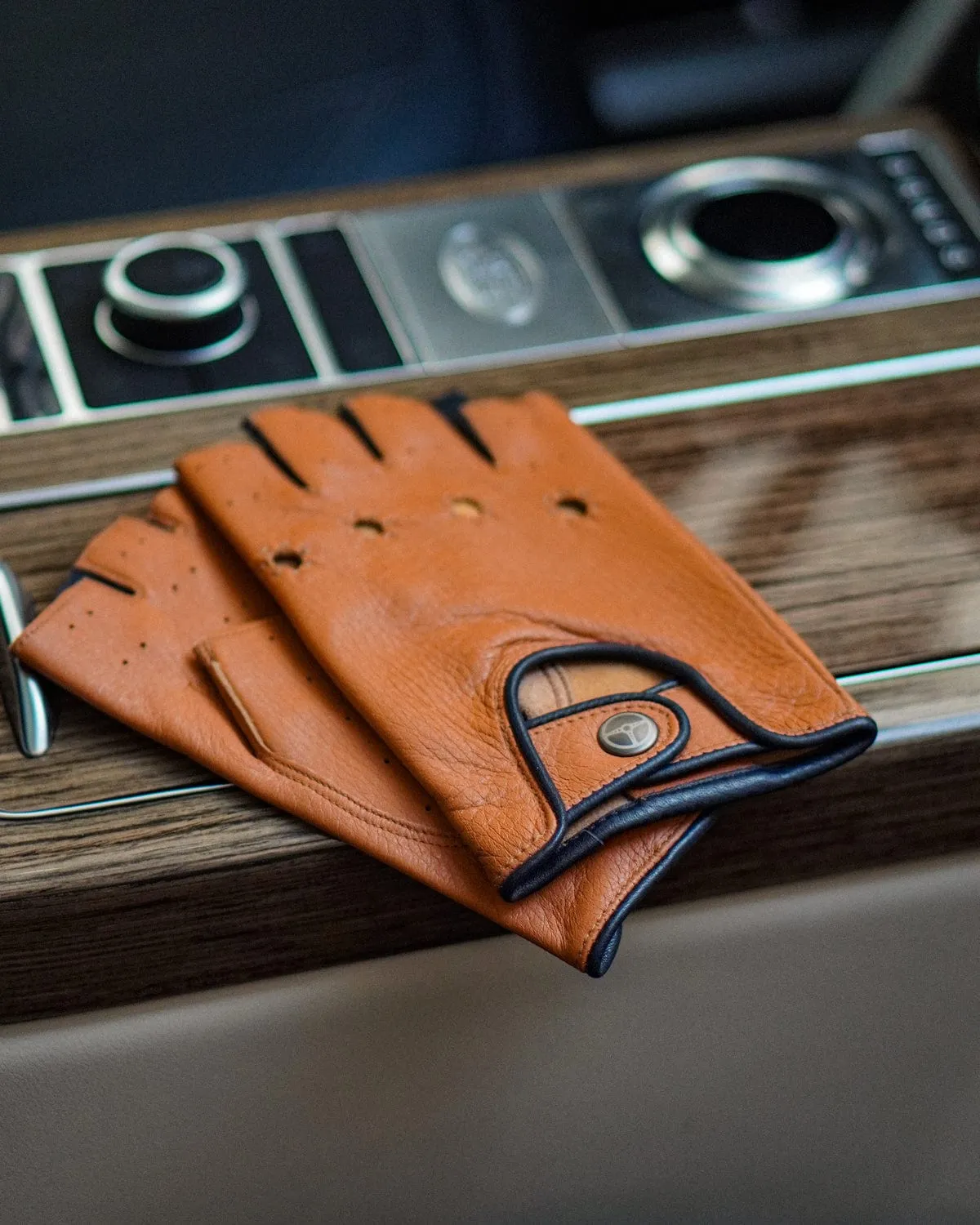 TOP GEAR - Fingerless Deerskin Driving Gloves - Camel